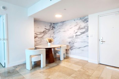Condo in Miami Beach, Florida, 2 bedrooms  № 2051571 - photo 12