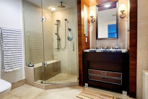 Condo in Miami Beach, Florida, 2 bedrooms  № 2051571 - photo 18