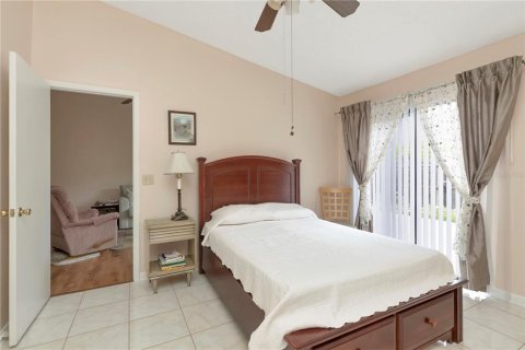 Touwnhouse à vendre à Tampa, Floride: 2 chambres, 93.46 m2 № 2339014 - photo 18