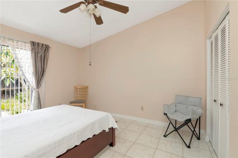 Touwnhouse à vendre à Tampa, Floride: 2 chambres, 93.46 m2 № 2339014 - photo 17