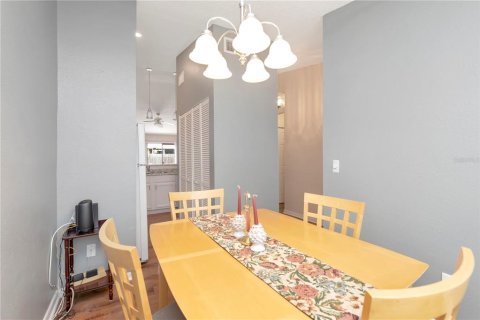 Touwnhouse à vendre à Tampa, Floride: 2 chambres, 93.46 m2 № 2339014 - photo 14