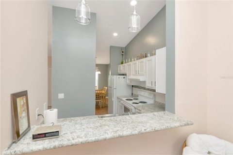 Touwnhouse à vendre à Tampa, Floride: 2 chambres, 93.46 m2 № 2339014 - photo 9