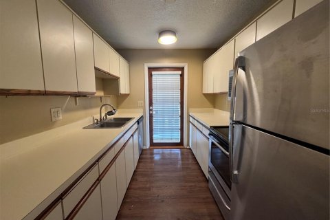 Copropriété à louer à Orlando, Floride: 3 chambres, 122.35 m2 № 2339209 - photo 14