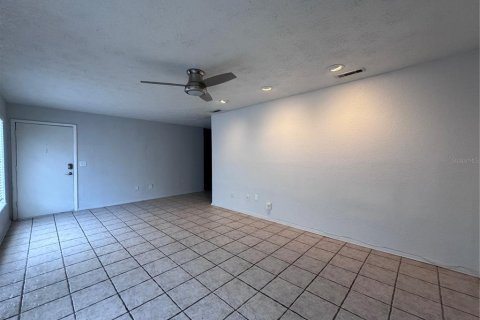Copropriété à louer à Orlando, Floride: 3 chambres, 122.35 m2 № 2339209 - photo 8