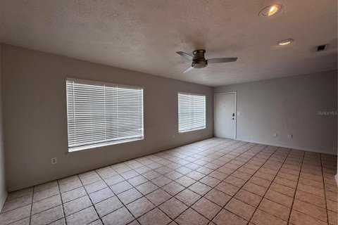 Copropriété à louer à Orlando, Floride: 3 chambres, 122.35 m2 № 2339209 - photo 7