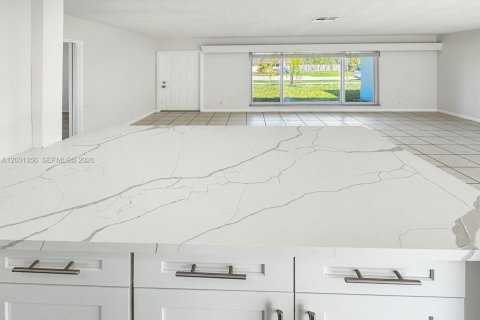 Villa ou maison à louer à Pompano Beach, Floride: 3 chambres, 107.67 m2 № 2241891 - photo 17