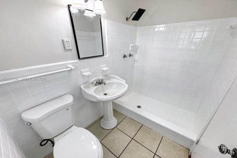 Villa ou maison à louer à Pompano Beach, Floride: 3 chambres, 107.67 m2 № 2241891 - photo 21