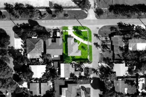 Villa ou maison à louer à Pompano Beach, Floride: 3 chambres, 107.67 m2 № 2241891 - photo 2