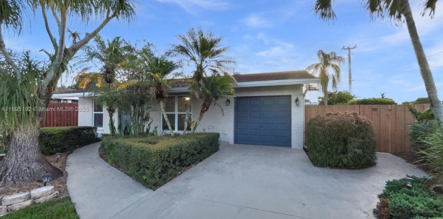 Casa en Boca Raton, Florida 3 dormitorios, 117.99 m2 № 1948613