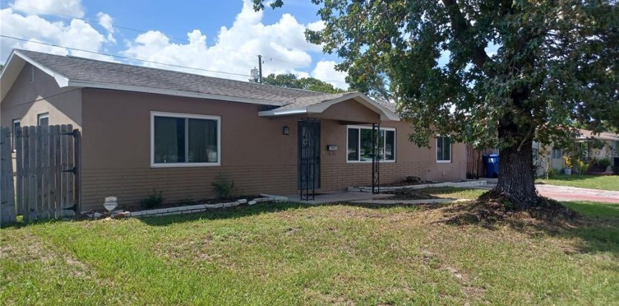 Casa en Saint Petersburg, Florida 3 dormitorios, 118.17 m2 № 1904155