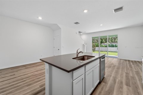 Townhouse in Ruskin, Florida 3 bedrooms, 155.43 sq.m. № 1893670 - photo 21