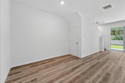Townhouse in Ruskin, Florida 3 bedrooms, 155.43 sq.m. № 1893670 - photo 14