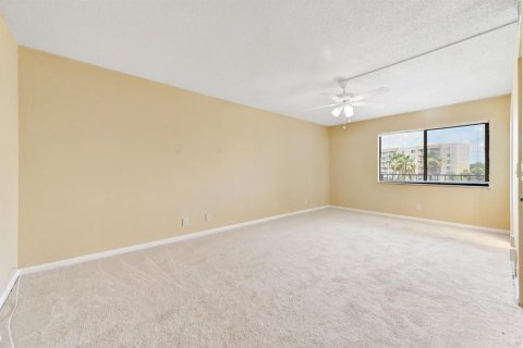 Copropriété à vendre à West Palm Beach, Floride: 3 chambres, 149.57 m2 № 2261376 - photo 21