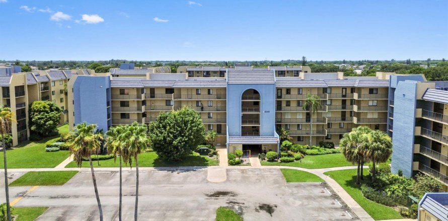 Condo à West Palm Beach, Floride, 3 chambres № 2261376