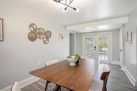 Casa en venta en Lakeland, Florida, 6 dormitorios, 189.99 m2 № 2222666 - foto 3