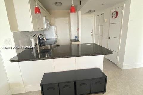 Condo in Miami Beach, Florida, 1 bedroom  № 2080282 - photo 5