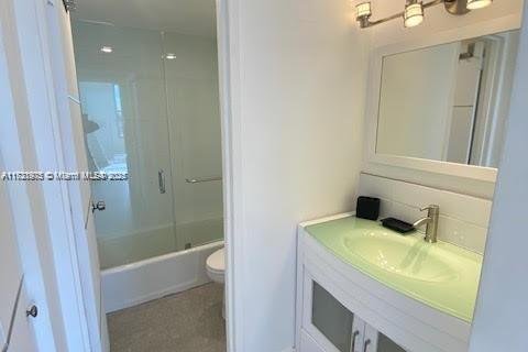 Condo in Miami Beach, Florida, 1 bedroom  № 2080282 - photo 11