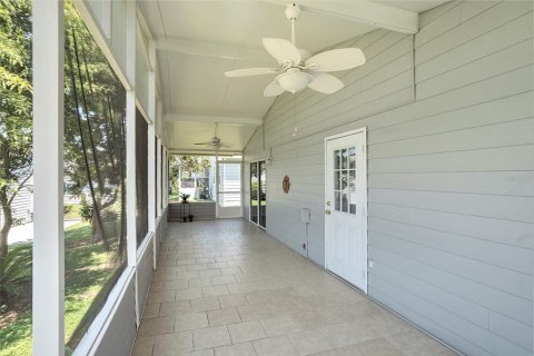 House in Zephyrhills, Florida 2 bedrooms, 133.22 sq.m. № 1899828 - photo 19