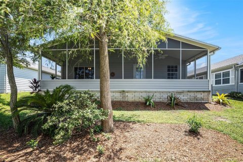 House in Zephyrhills, Florida 2 bedrooms, 133.22 sq.m. № 1899828 - photo 23