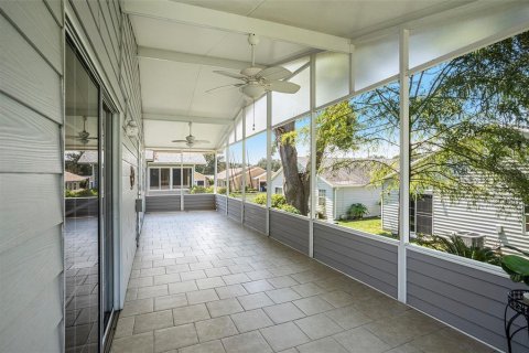 House in Zephyrhills, Florida 2 bedrooms, 133.22 sq.m. № 1899828 - photo 21