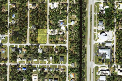 Land in Port Charlotte, Florida № 1853788 - photo 4