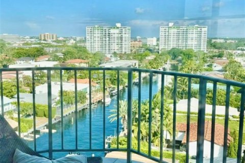 Снять в аренду кондоминиум в Норт-Майами, Флорида 2 спальни, 109.72м2, № 1957756 - фото 6