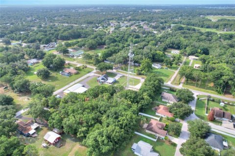 Commercial property in Lakeland, Florida № 2221825 - photo 8