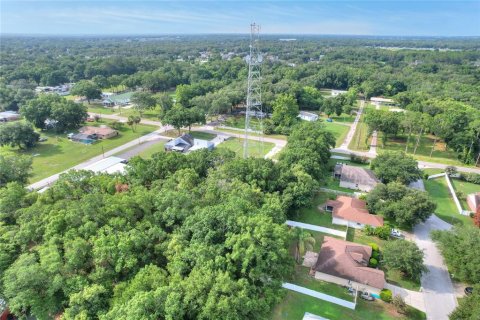 Commercial property in Lakeland, Florida № 2221825 - photo 9
