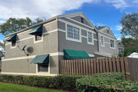 Touwnhouse à louer à Cooper City, Floride: 3 chambres, 120.96 m2 № 1949870 - photo 26