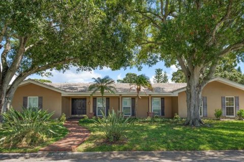 Casa en Clearwater, Florida 3 dormitorios, 193.52 m2 № 2380382