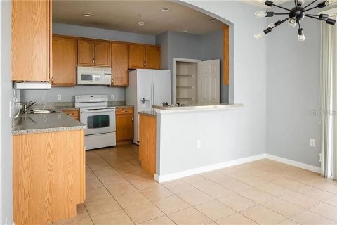Adosado en alquiler en Orlando, Florida, 3 dormitorios, 184.23 m2 № 2111939 - foto 4