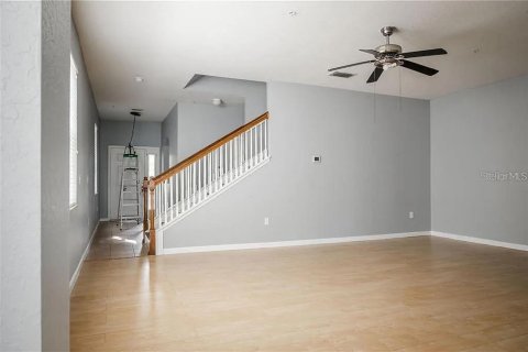 Adosado en alquiler en Orlando, Florida, 3 dormitorios, 184.23 m2 № 2111939 - foto 3