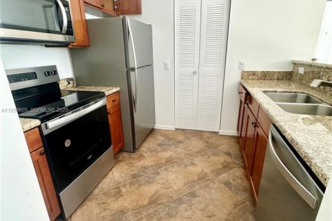 Condominio en alquiler en West Palm Beach, Florida, 1 dormitorio, 70.61 m2 № 1989408 - foto 8