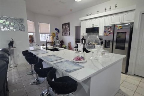 House in Spring Hill, Florida 3 bedrooms, 148.92 sq.m. № 2217285 - photo 14