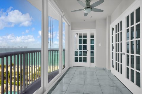 Condominio en venta en Miami Beach, Florida, 3 dormitorios, 132.85 m2 № 1763387 - foto 29