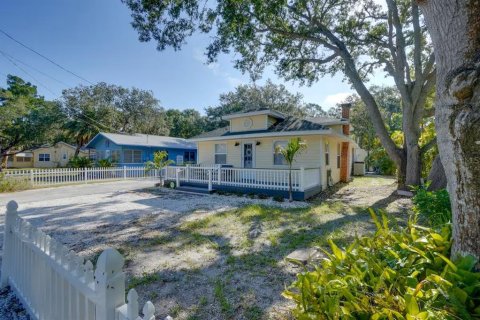 House in Palm Harbor, Florida 2 bedrooms, 123.37 sq.m. № 1772125 - photo 3