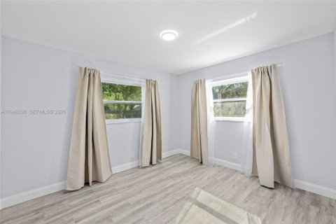 Снять в аренду виллу или дом в Бока-Ратон, Флорида 4 спальни, 197.88м2, № 2005419 - фото 20