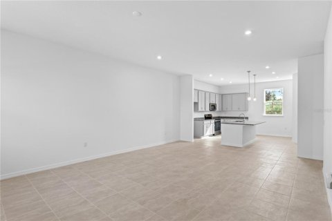 Townhouse in Westchase, Florida 3 bedrooms, 166.2 sq.m. № 2199698 - photo 21