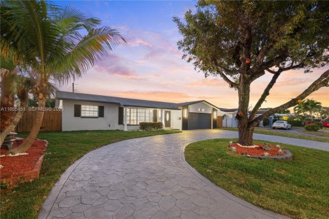 Купить виллу или дом в Форт-Лодердейл, Флорида 4 спальни, 201.78м2, № 2009535 - фото 9