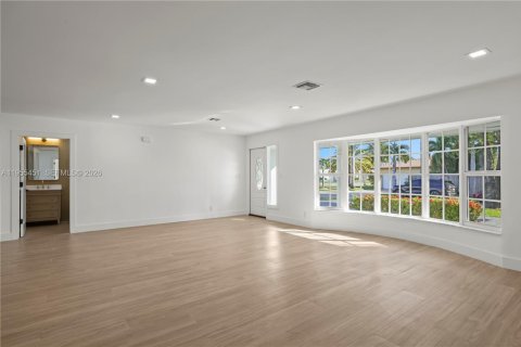 Купить виллу или дом в Форт-Лодердейл, Флорида 4 спальни, 201.78м2, № 2009535 - фото 12