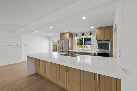 Купить виллу или дом в Форт-Лодердейл, Флорида 4 спальни, 201.78м2, № 2009535 - фото 17