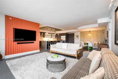 Купить кондоминиум в Майами-Бич, Флорида 3 спальни, 179.21м2, № 2012774 - фото 16