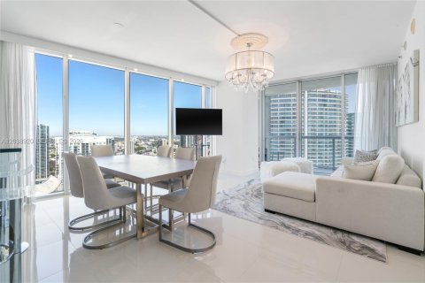 Condo in Miami, Florida, 2 bedrooms  № 2241381 - photo 24