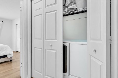 Touwnhouse à louer à Tampa, Floride: 2 chambres, 108.97 m2 № 2427186 - photo 24