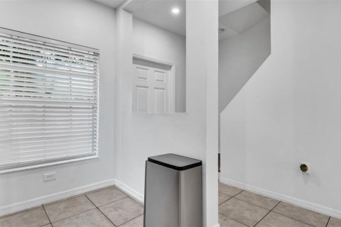 Touwnhouse à louer à Tampa, Floride: 2 chambres, 108.97 m2 № 2427186 - photo 8