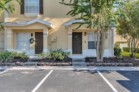 Touwnhouse à louer à Tampa, Floride: 2 chambres, 108.97 m2 № 2427186 - photo 3