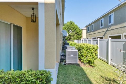 Touwnhouse à louer à Tampa, Floride: 2 chambres, 108.97 m2 № 2427186 - photo 29