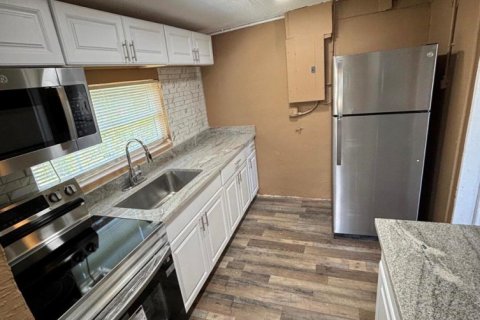 House in St. Lucie, Florida 2 bedrooms, 93.92 sq.m. № 2380150 - photo 3