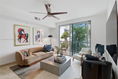 Condominio en venta en Miami Beach, Florida, 1 dormitorio, 63.73 m2 № 2012844 - foto 3