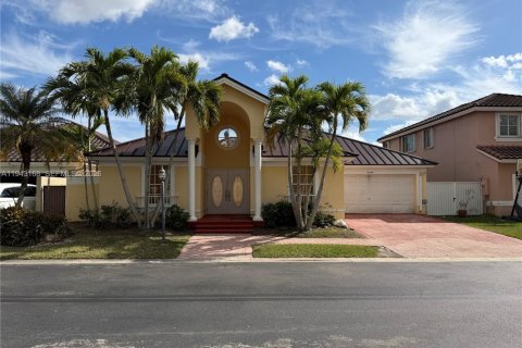 Villa ou maison à louer à Miami, Floride: 4 chambres, 226.5 m2 № 1999525 - photo 5